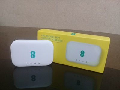 مودم همراه آلکاتل مدل EE71 4GLTE _ قابل حمل با وای فای دو باند/آکبند